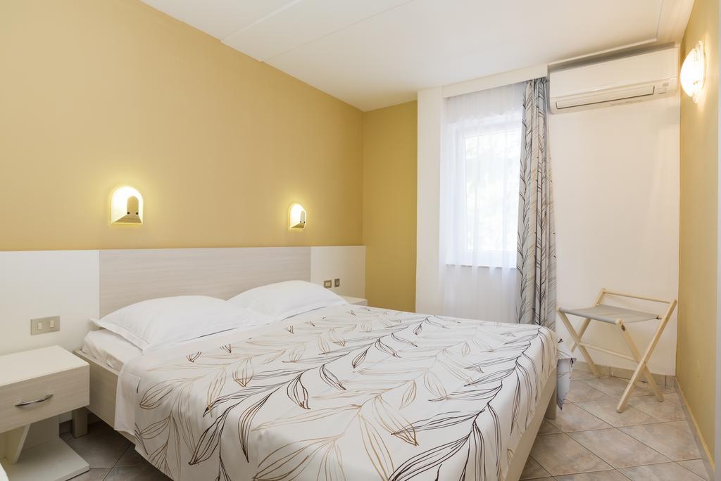 Amfora Plava Laguna Apartment